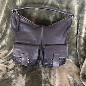 Kate Spade New York Flat Serena Narragansett Hobo style shoulder bag